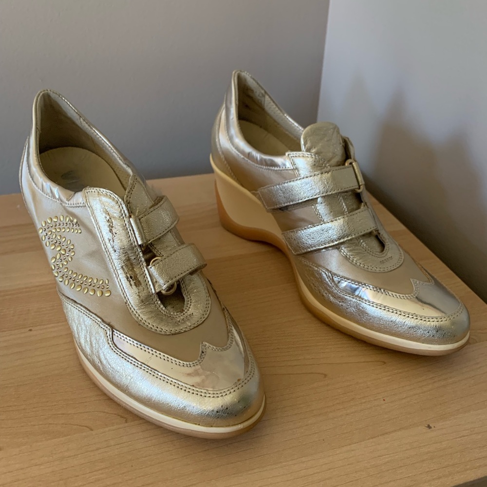 Women’s WALK by Melluso shoes, Made and Purchased in Italy. Worn only once, euc